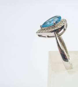 5782:Vintage: 9ct White Gold Pear Cut Vivid Blue Topaz 20 Diamonds Cocktail Ring- gorgeous- nice weight