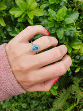 Load image into Gallery viewer, 5782:Vintage: 9ct White Gold Pear Cut Vivid Blue Topaz 20 Diamonds Cocktail Ring- gorgeous- nice weight
