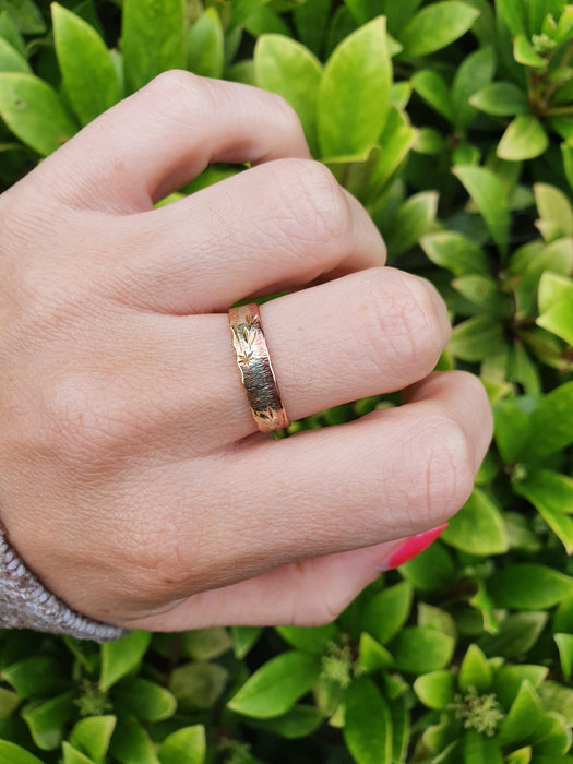 Vintage: 9ct Three-Colour Gold Russian-Inspired Wedding Band — From 1993