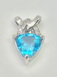 5856:   Vintage: 9ct White Gold Trillion Cut Swiss Blue Topaz Diamonds Pendant- effervescent eye candy