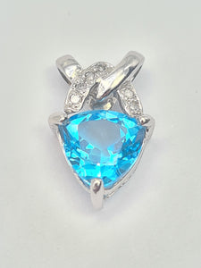 5856:   Vintage: 9ct White Gold Trillion Cut Swiss Blue Topaz Diamonds Pendant- effervescent eye candy