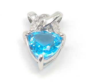 5856:   Vintage: 9ct White Gold Trillion Cut Swiss Blue Topaz Diamonds Pendant- effervescent eye candy