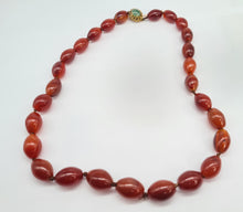 Load image into Gallery viewer, 5875: Vintage; 14ct Gold Jade Cabochon Red Carnelian Necklace- statement piece, lovely combination
