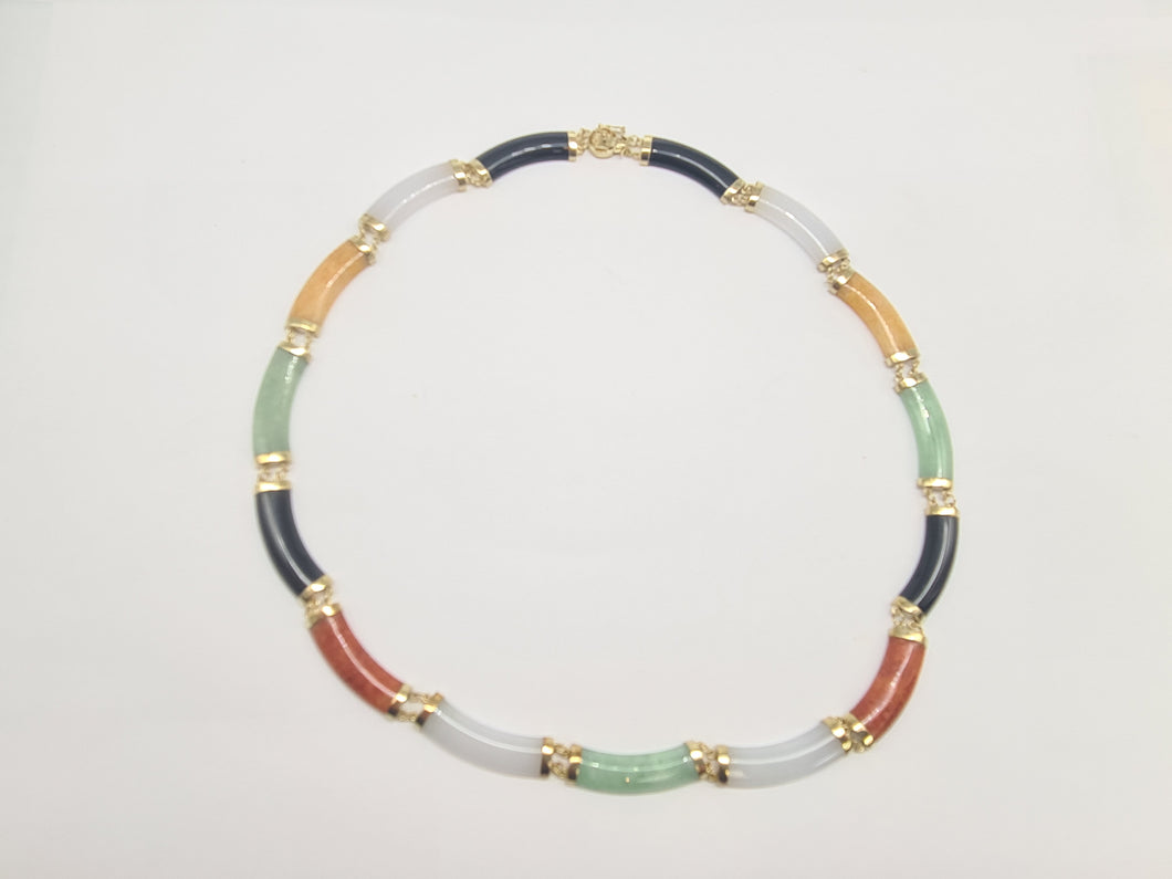 5882:Vintage: 14ct Gold Multi-Coloured Jade Necklace (42cm)  beautiful array of colours- nice weight