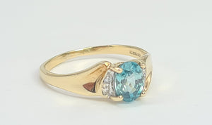 5919: Vintage; 9ct Gold Swiss Blue Topaz Brilliant Cut Diamonds Cocktail Ring- sparkling beauty