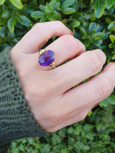 5929: Vintage; 9ct Gold Large Rich Purple Amethyst Diamonds Dress ring- lovely combination