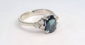 0103: Vintage & Rare: 18ct White Gold Teal Sapphire(1.85ct) Diamonds (0.5ct) Trefoil Set Ring