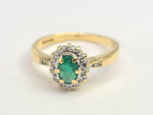 Load image into Gallery viewer, 7007:Vintage: 18ct Gold Oval Emerald 14 Brilliant Cut Diamonds Cluster Ring- lovely quality, hallmarked in London
