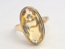 Load image into Gallery viewer, 7018: Vintage:(1996) Large Oval Lemon Citrine Dress Ring- lovely cut and colours
