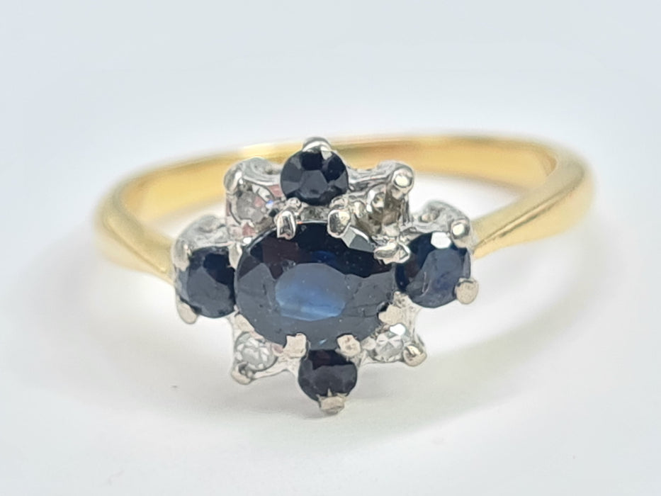 6032 Vintage: 18ct Yellow Gold Blue Sapphire & Diamond Geometric Cluster Ring