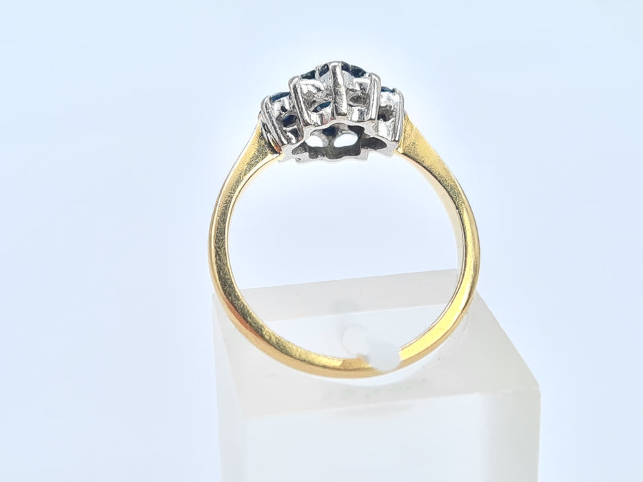 6032 Vintage: 18ct Yellow Gold Blue Sapphire & Diamond Geometric Cluster Ring