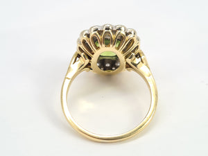 7035:  Exceptional: 18ct Gold Emerald Cut Peridot (2.4ct) Round Brilliant Cut Diamonds (0.80ct) Cocktail Ring - Beuatiful