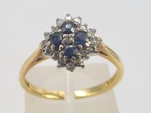 Cargar imagen en el visor de la galería, 7039:  Vintage: 18ct Gold Blue Sapphires 17 Diamonds Geometric Set Clutter Ring- lovely symmetry
