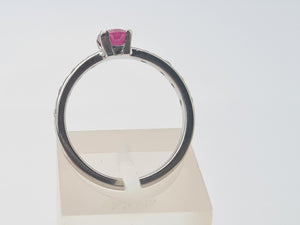 7048:  Vintage: 18ct White Gold Champagne  Pink Ruby 8 Brilliant Cut Diamonds band- crisp, clean, eye candy