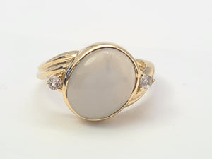 7060: Vintage: 9ct Gold Large White Moonstone Sapphire Accents Cocktail Ring- lovely colours