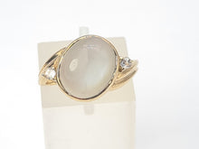 Load image into Gallery viewer, 7060: Vintage: 9ct Gold Large White Moonstone Sapphire Accents Cocktail Ring- lovely colours
