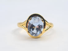 Cargar imagen en el visor de la galería, 7106:  Vintage &amp; Old : 18ct Gold  Blue Spinel Cocktail Ring - captivating Blue
