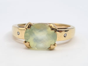 7108:  Vintage: 9ct Gold Mint Green Fluorite Diamonds Dress Ring- nice weight, lovely hues