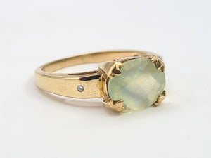 7108:  Vintage: 9ct Gold Mint Green Fluorite Diamonds Dress Ring- nice weight, lovely hues