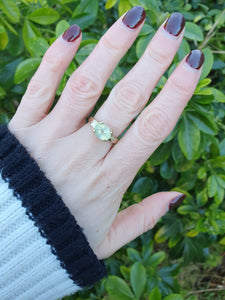 7108:  Vintage: 9ct Gold Mint Green Fluorite Diamonds Dress Ring- nice weight, lovely hues