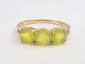 7127:Vintage & Rare: 10ct Gold Yellow Tourmalines Diamonds Dress Ring-crisp, clean and sparkling.