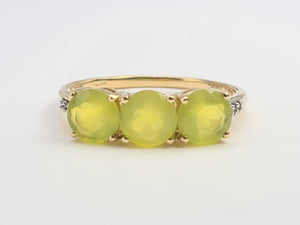 7127:Vintage & Rare: 10ct Gold Yellow Tourmalines Diamonds Dress Ring-crisp, clean and sparkling.