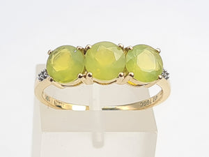 7127:Vintage & Rare: 10ct Gold Yellow Tourmalines Diamonds Dress Ring-crisp, clean and sparkling.