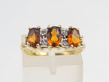 Load image into Gallery viewer, 7128: Antique/Vintage: 18ct Gold Vibrant Orange Citrines Diamonds Ring- superb quality.
