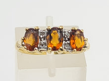 Load image into Gallery viewer, 7128: Antique/Vintage: 18ct Gold Vibrant Orange Citrines Diamonds Ring- superb quality.
