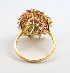 7122:  Vintage: 18ct Gold Rubies (4ct) Diamonds Statement Cocktail Ring- FAB- Outrageous