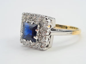 7205: Antique Art-deco 18ct Gold Blues Sapphire Diamonds Square Set Cocktail Ring- Exquisite