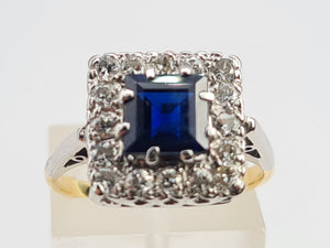 7205: Antique Art-deco 18ct Gold Blues Sapphire Diamonds Square Set Cocktail Ring- Exquisite