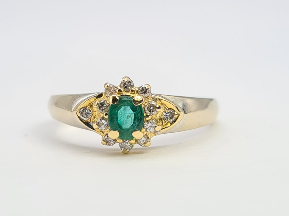 6044:Vintage 18ct Mixed Gold Emerald 12 Diamonds Dress Ring- Rare example
