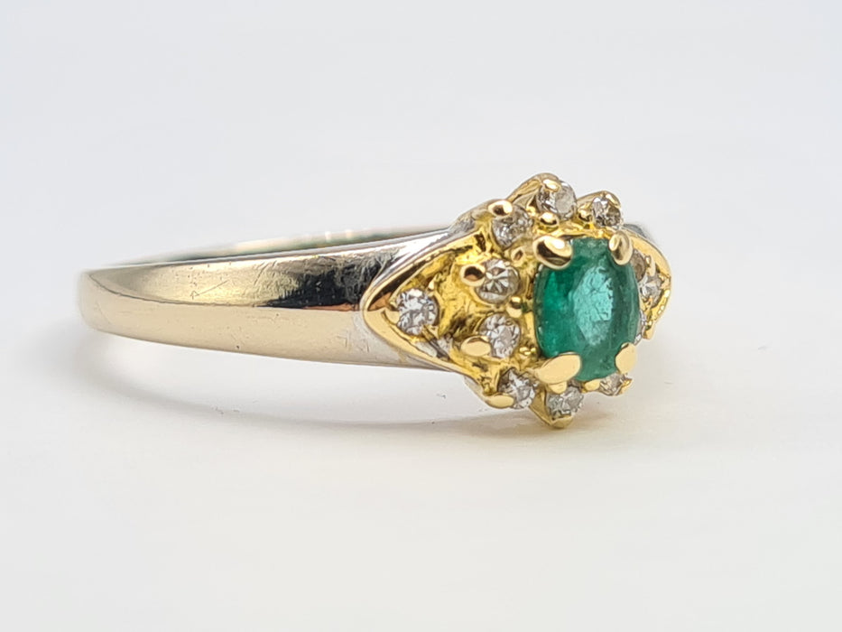 6044:Vintage 18ct Mixed Gold Emerald 12 Diamonds Dress Ring- Rare example