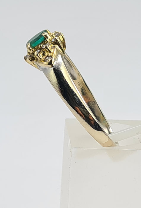6044:Vintage 18ct Mixed Gold Emerald 12 Diamonds Dress Ring- Rare example
