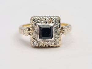 0102: Vintage: 18ct Gold Platinum Art Deco Sapphire Diamonds Square Set Ring