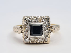 6141: Vintage: 18ct Gold & Platinum Art Deco Blue Sapphire 12 Natural Diamonds Panel Ring