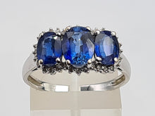 Load image into Gallery viewer, 7166: Vintage: 9ct White Gold Blue Kyanite 30 diamonds Cocktail Ring- rare, eye candy
