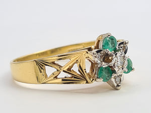 7180: Vintage: 18ct Gold Emeralds Diamonds geometric Set Cocktail Ring - sparkling symmetry- hallmarked London 1973-