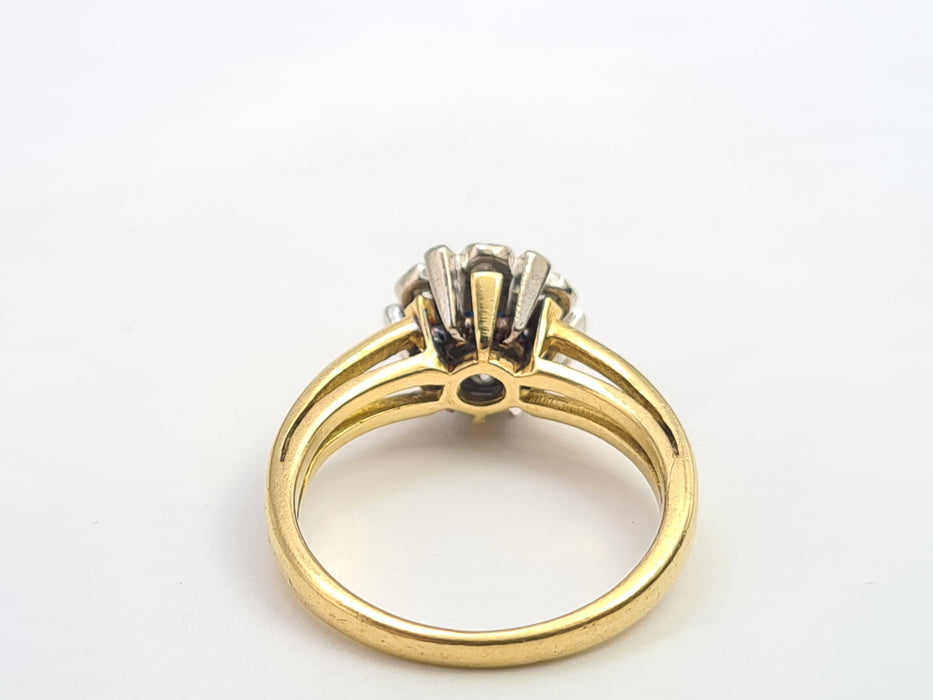 6051 Vintage: 18ct Gold Blue Sapphire Diamonds "Sun burst" Dress ring- From 1972
