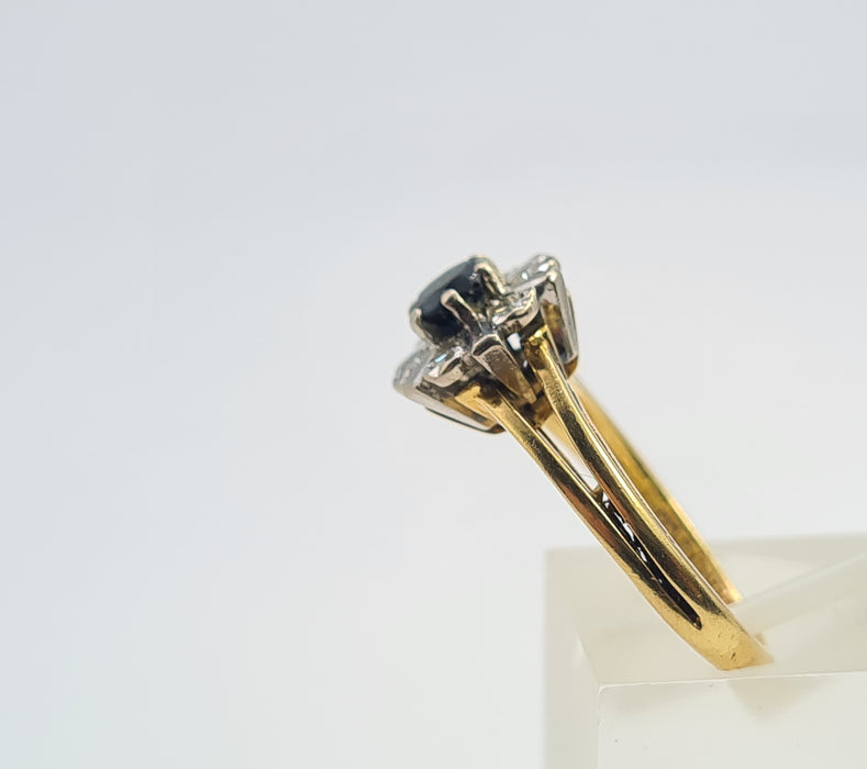 6051 Vintage: 18ct Gold Blue Sapphire Diamonds "Sun burst" Dress ring- From 1972