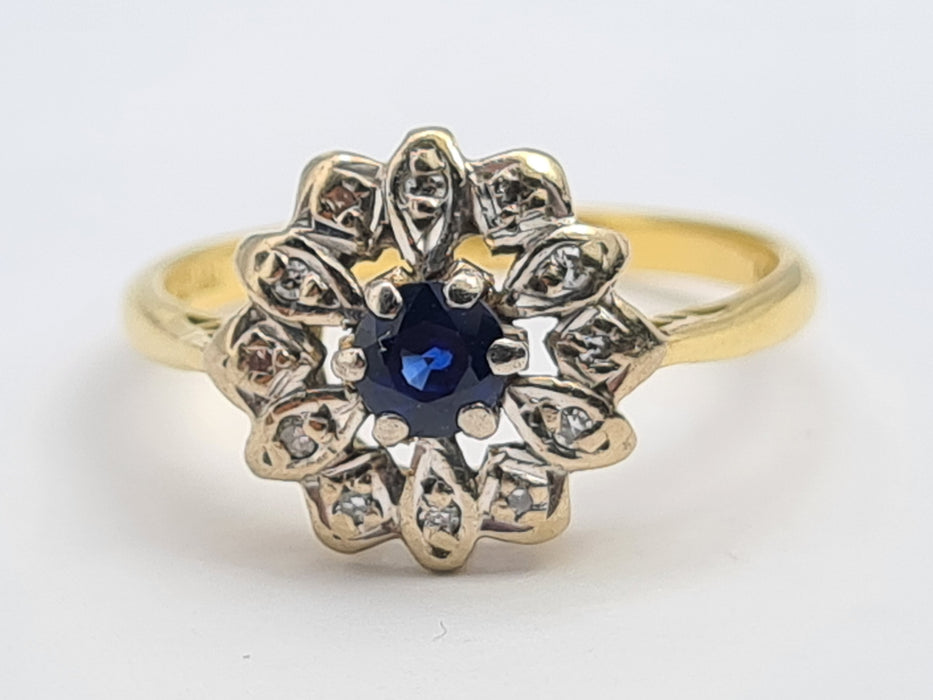 6052 Vintage & Old: 18ct Gold Blue Sapphire 12 Diamonds Flower Head Ring