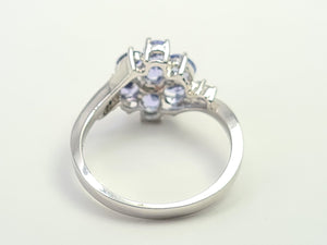 7267: Vintage: 14ct White Gold Violet Blue Tanzanites Cluster Ring- crisp, sparkling eye candy