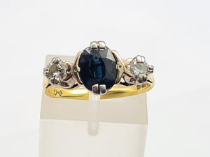 9002: Vintage: (1976) 18ct Gold French Blue Sapphire Full Cut Diamonds Ring- Exquisite