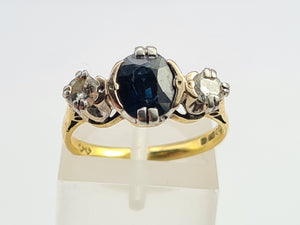 9002: Vintage: (1976) 18ct Gold French Blue Sapphire Full Cut Diamonds Ring- Exquisite