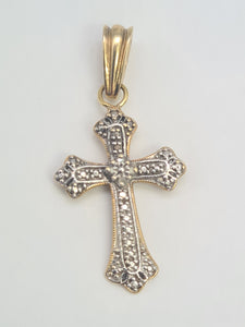 7303: Vintage:9ct Yellow Gold White Gold Diamonds Cross Pendant- lovey design and sparkle