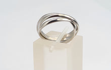 Load image into Gallery viewer, 7276: Vintage Rare: 9ct White Gold Triple Band; Wedding Ring- seldom found in White Gold- p
