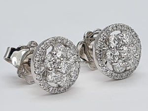 0141: Vintage: 18ct White Gold Diamonds (0.4ct in each earring) Stud Earrings&nbsp;