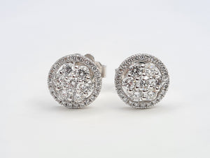 0141: Vintage: 18ct White Gold Diamonds (0.4ct in each earring) Stud Earrings&nbsp;