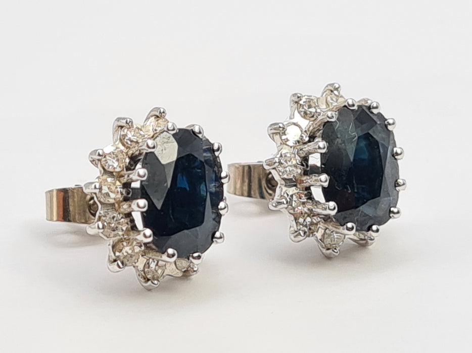 6532 Vintage: 18ct White Gold Sapphire & Diamond Oval  Diana Cluster Stud Earrings